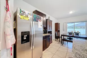 2043 Blue Highland Dr, Lakeland, FL 33811 - Photo 12