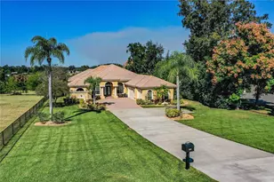 2918 Clubhouse Rd, Lakeland, FL 33812 - Photo 2