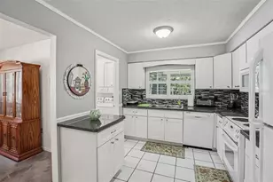 1525 Leslie Dr, Lakeland, FL 33801 - Photo 18