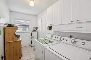 1525 Leslie Dr, Lakeland, FL 33801 - Photo 32