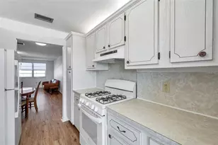 5925 Shore Blvd S, Gulfport, FL 33707 - Photo 8