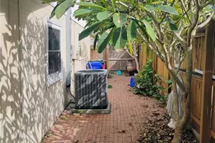 4515 Orangewood Loop E, Lakeland, FL 33813 - Photo 28