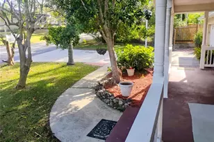 4515 Orangewood Loop E, Lakeland, FL 33813 - Photo 6