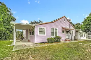 533 S Scenic Hwy, Lake Wales, FL 33853 - Photo 1