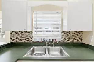 1211 Lake Loop, Winter Haven, FL 33880 - Photo 10