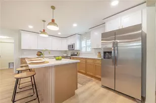 1628 Lakewood Dr S, Lakeland, FL 33813 - Photo 8