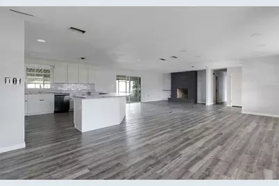 1723 W Daughtery Road, Lakeland, FL 33810 - Photo 8