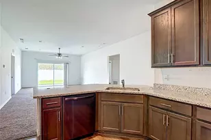 8107 Campbell Crossing Circle, Lakeland, FL 33810 - Photo 6