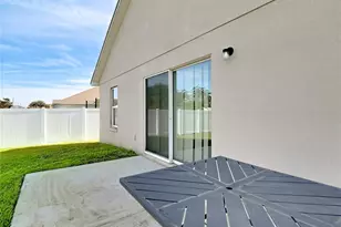 8107 Campbell Crossing Circle, Lakeland, FL 33810 - Photo 32