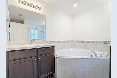 8107 Campbell Crossing Circle, Lakeland, FL 33810 - Photo 20