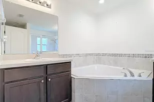 8107 Campbell Crossing Circle, Lakeland, FL 33810 - Photo 20