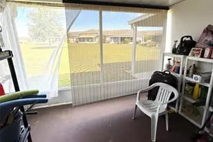 3013 Club Cir, Lakeshore, FL 33854 - Photo 10