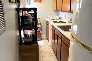 3013 Club Cir, Lakeshore, FL 33854 - Photo 4