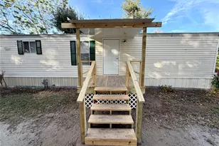 4447 Tammy Lee Ln, Lakeland, FL 33813 - Photo 4