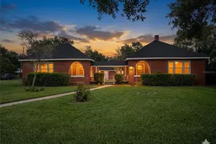 425 E Sessoms Ave, Lake Wales, FL 33853 - Photo 2