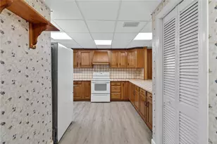 1542 Lake Ariana Blvd, Auburndale, FL 33823 - Photo 20