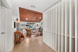 521 Century Oak Ct, Lakeland, FL 33813 - Photo 12