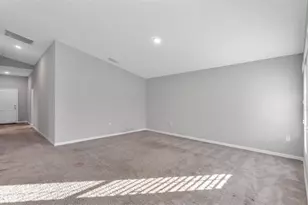 5440 Siltstone St, Lakeland, FL 33811 - Photo 10