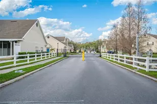 2061 Winterset Dr, Lakeland, FL 33813 - Photo 32