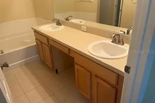 2061 Winterset Dr, Lakeland, FL 33813 - Photo 14