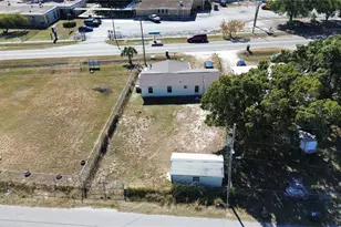 311 E Bridgers Ave, Auburndale, FL 33823 - Photo 6