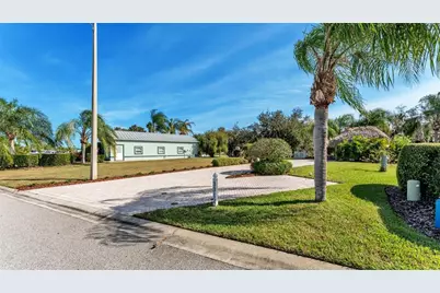 3312 Fish Hawk Drive, Polk City, FL 33868 - Photo 2