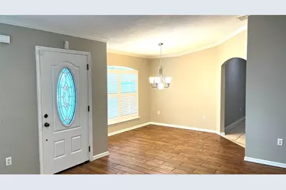 326 Fox Lake Drive, Lakeland, FL 33809 - Photo 2