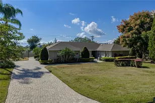 1003 Sugartree Dr S, Lakeland, FL 33813 - Photo 2