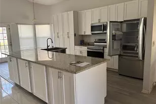 396 Riggs Cir, Davenport, FL 33897 - Photo 18
