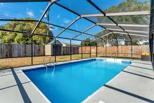 6014 Doe Cir W, Lakeland, FL 33809 - Photo 2