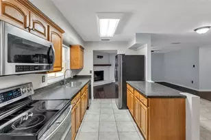 6014 Doe Cir W, Lakeland, FL 33809 - Photo 12