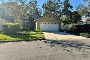 1406 Walden Oaks Pl, Plant City, FL 33563 - Photo 10