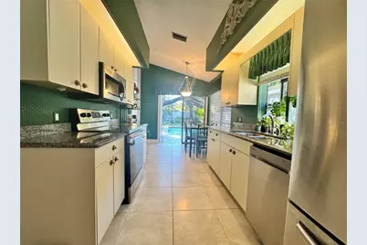 1406 Walden Oaks Place, Plant City, FL 33563 - Photo 16