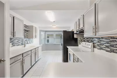 550 Eagle Run, Lakeland, FL 33809 - Photo 2