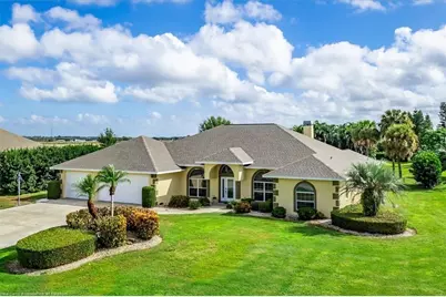 631 Sunset Pointe Drive, Lake Placid, FL 33852 - Photo 1