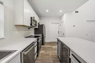 717 W 13th St, Lakeland, FL 33805 - Photo 14