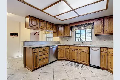 2780 E Sam Allen Road, Plant City, FL 33565 - Photo 18