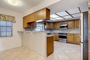 2780 E Sam Allen Rd, Plant City, FL 33565 - Photo 14