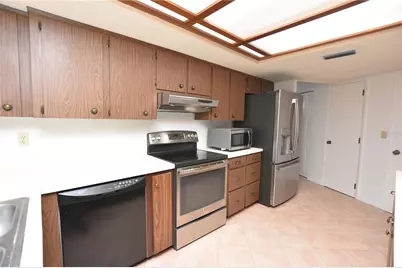 4653 San Paulo Court, Lakeland, FL 33813 - Photo 4