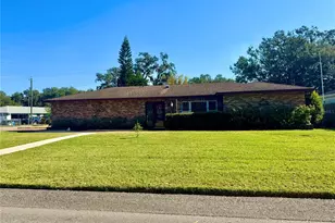 1435 Country Ridge Dr, Lakeland, FL 33801 - Photo 1