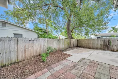 8100 5th Street N, Saint Petersburg, FL 33702 - Photo 48