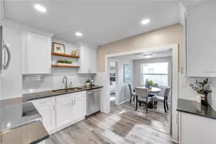 8100 5th St N, Saint Petersburg, FL 33702 - Photo 16