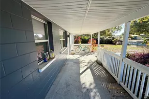 1404 Crescent Pl, Lakeland, FL 33801 - Photo 6