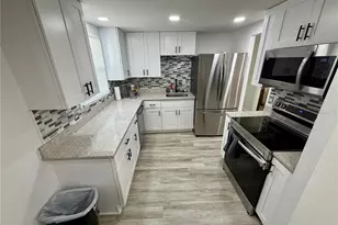 1404 Crescent Pl, Lakeland, FL 33801 - Photo 24