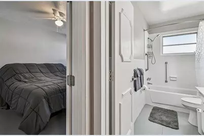 250 Rosery Road NW #300, Largo, FL 33770 - Photo 24