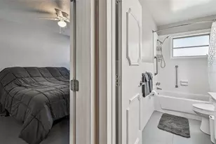 250 Rosery Rd NW, Largo, FL 33770 - Photo 24