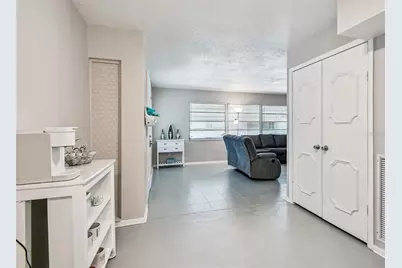 250 Rosery Road NW #300, Largo, FL 33770 - Photo 12