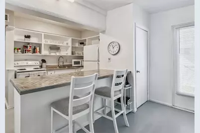 250 Rosery Road NW #300, Largo, FL 33770 - Photo 20