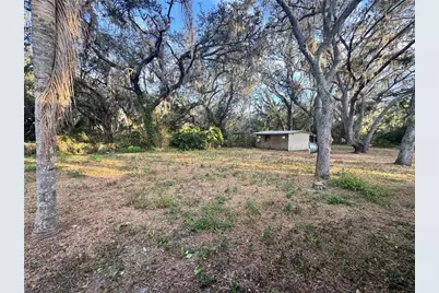 1516 Hawk Griffin Road, Plant City, FL 33563 - Photo 16