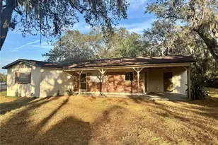 1516 Hawk Griffin Rd, Plant City, FL 33563 - Photo 4